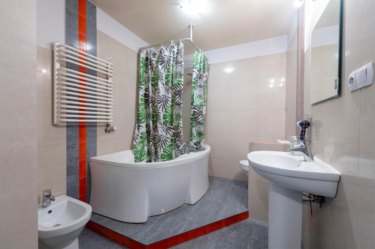 Piotrkowska-i- 75mcentral Cosy&secure Free Parking *